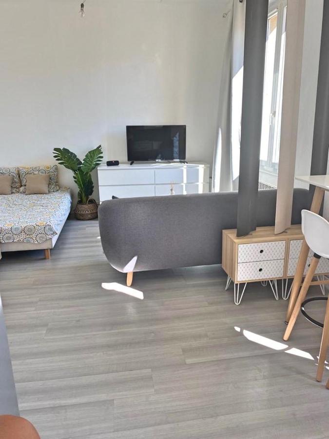 Appartements Cosy Au Centre De La Seyne-Sur-Mer Luaran gambar